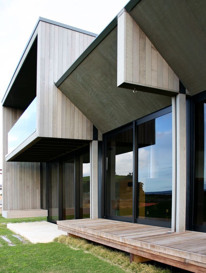 Omaha Beach House by Daniel Marshall Architects