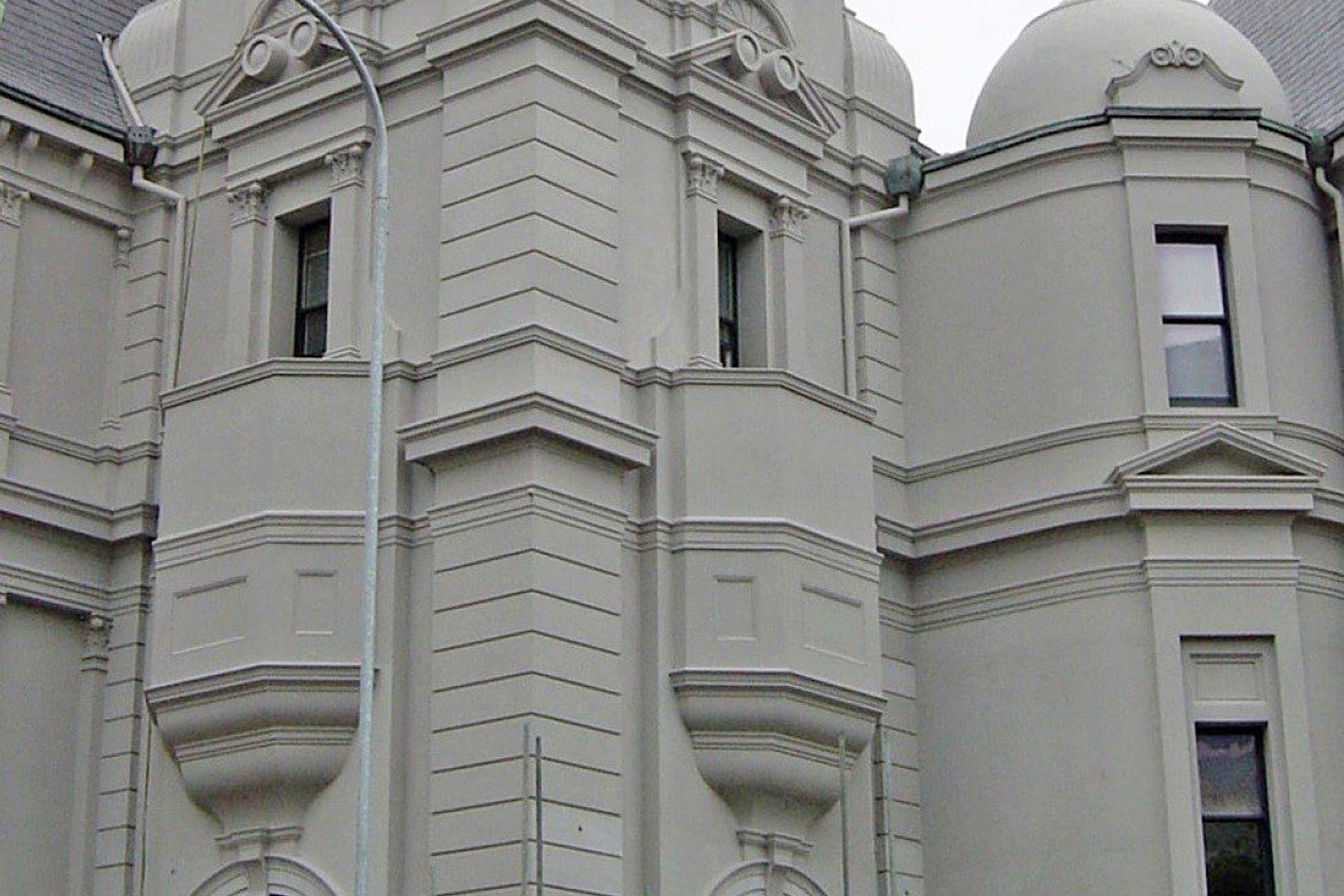 Working from drawings and old photographs, the Accumen Shapes team were able to replicate and create negative moulds for the Auckland Art Gallery, using their latest “in house” technology.