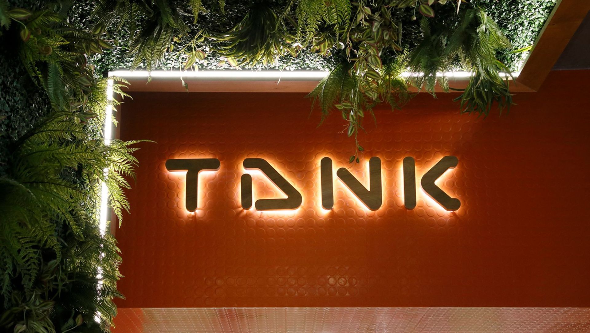 Tank Fort St banner