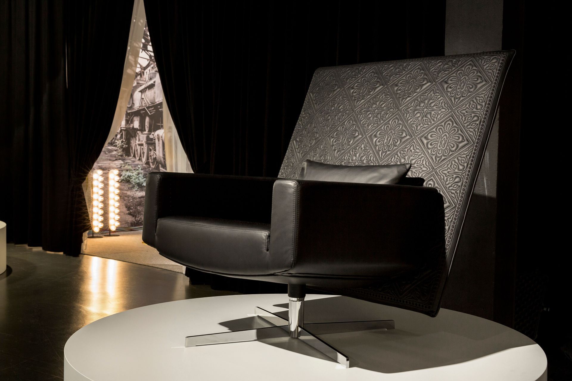 Jackson Chair by Moooi