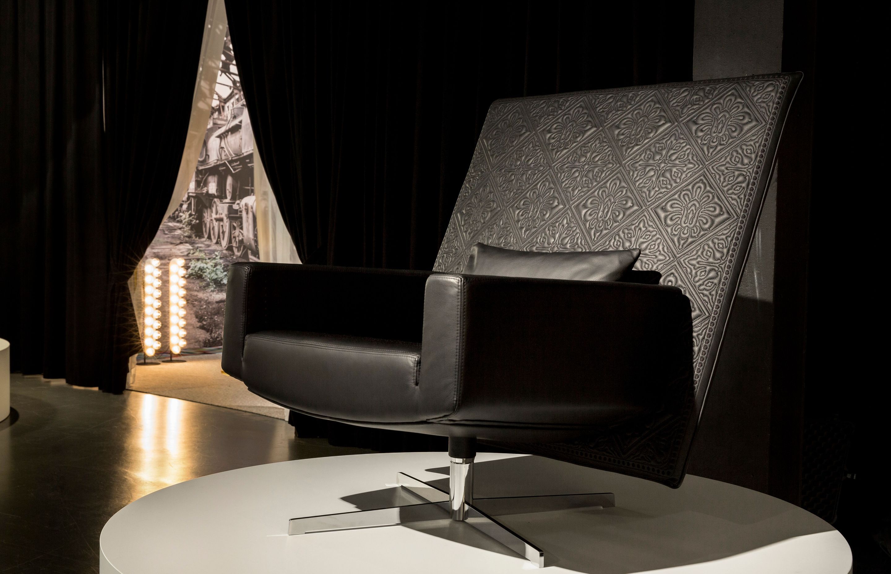 Jackson Chair by Moooi