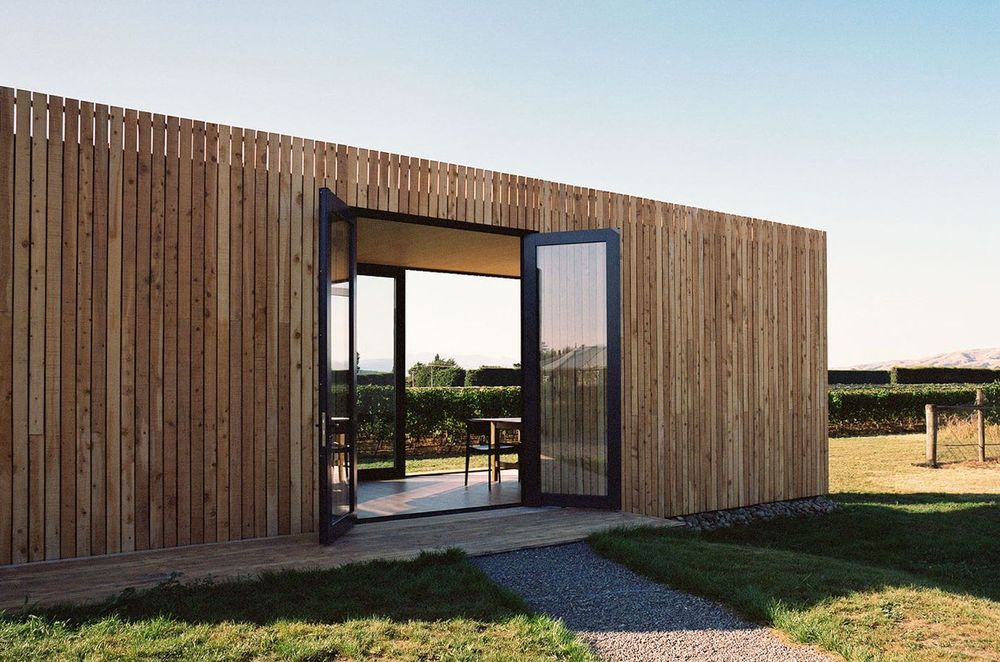 Located on a Martinborough vineyard, On Giant's Shoulders' tasting room was prefabricated using CLT construction as a complete building in Wellington, then transported over the Rimutaka Ranges via truck and assembled on site.
