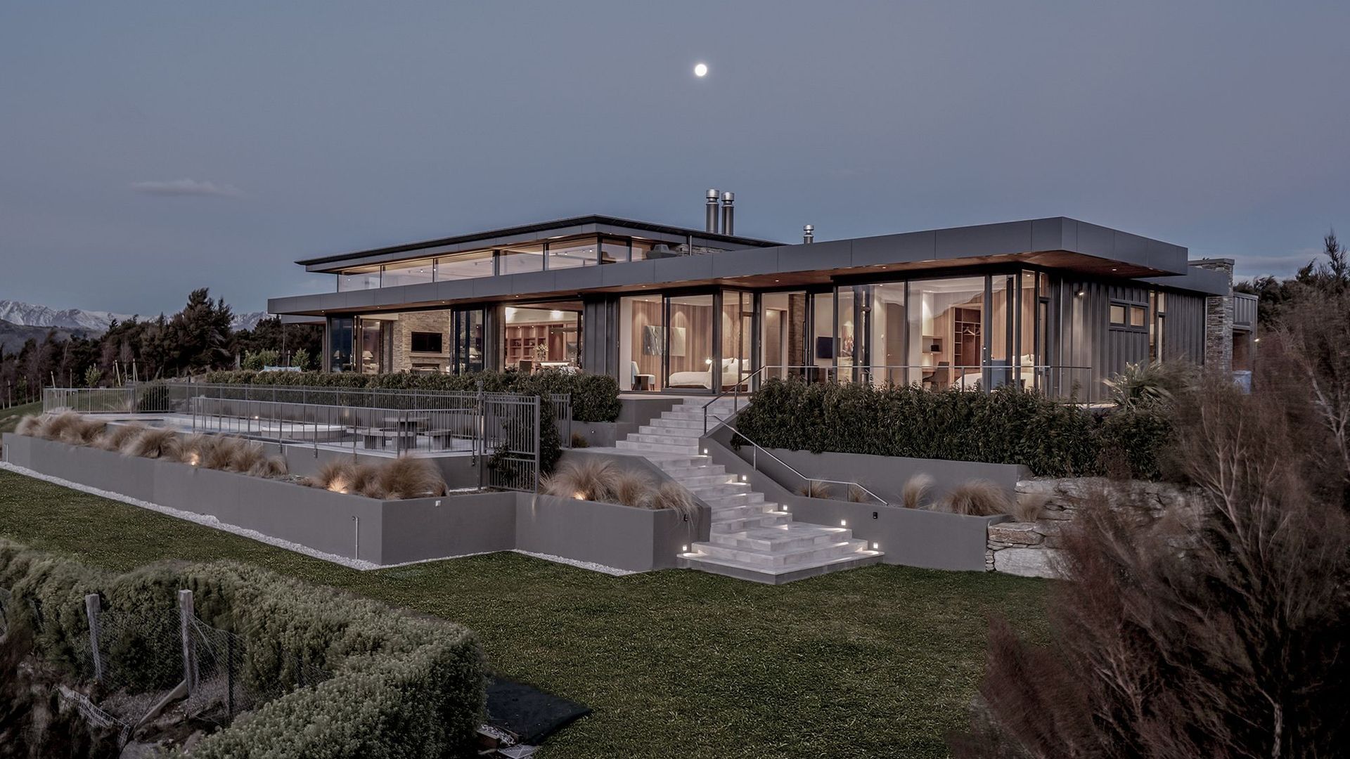 The Dacha by Eliška Lewis Architects video