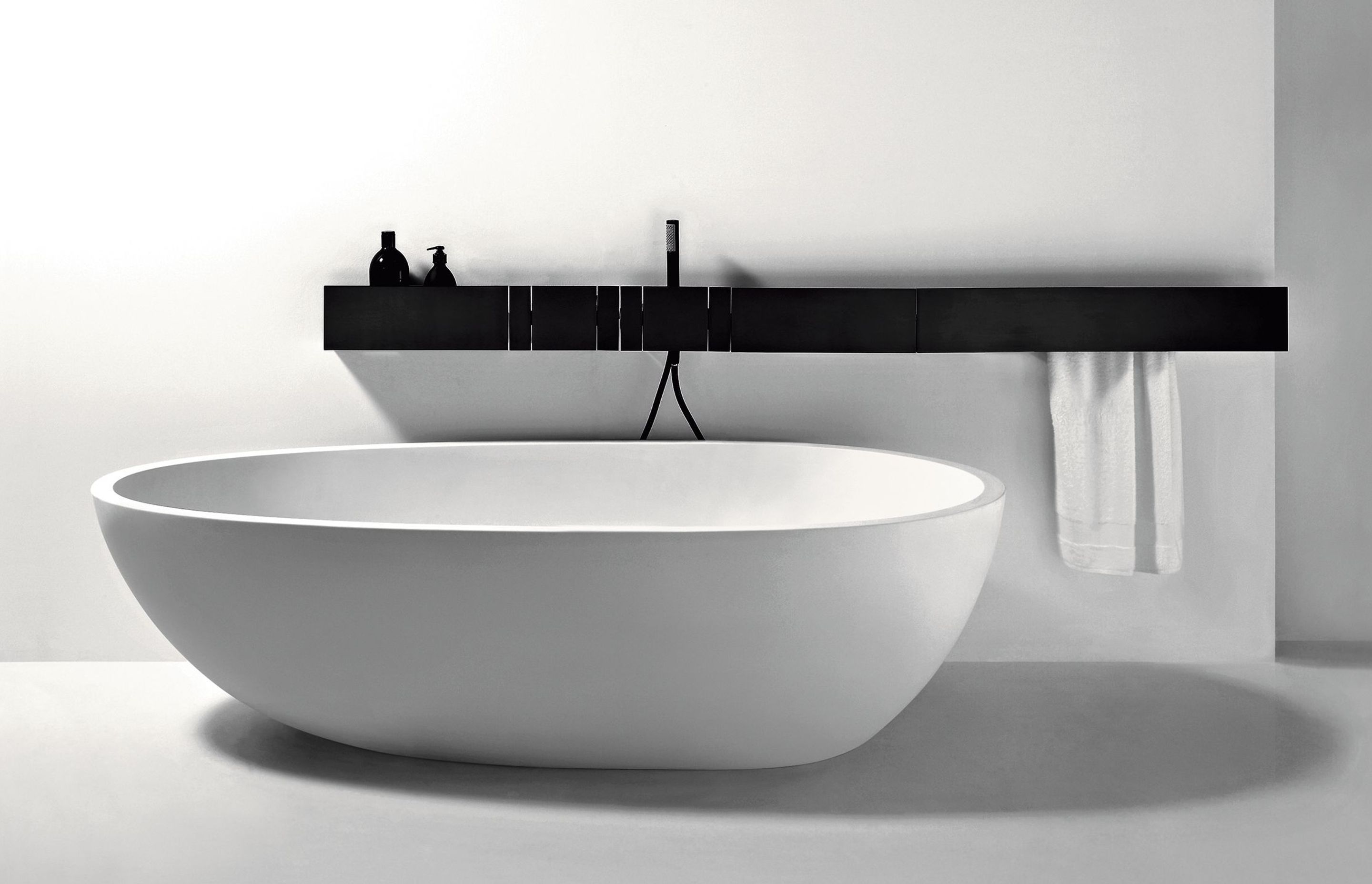 The sleek SEN bathroom range with Spoon XL bath, by Agape.
