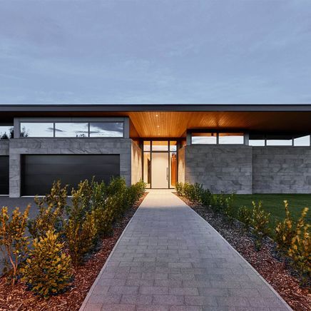 Stone cladding: pros and cons, types, costs and more