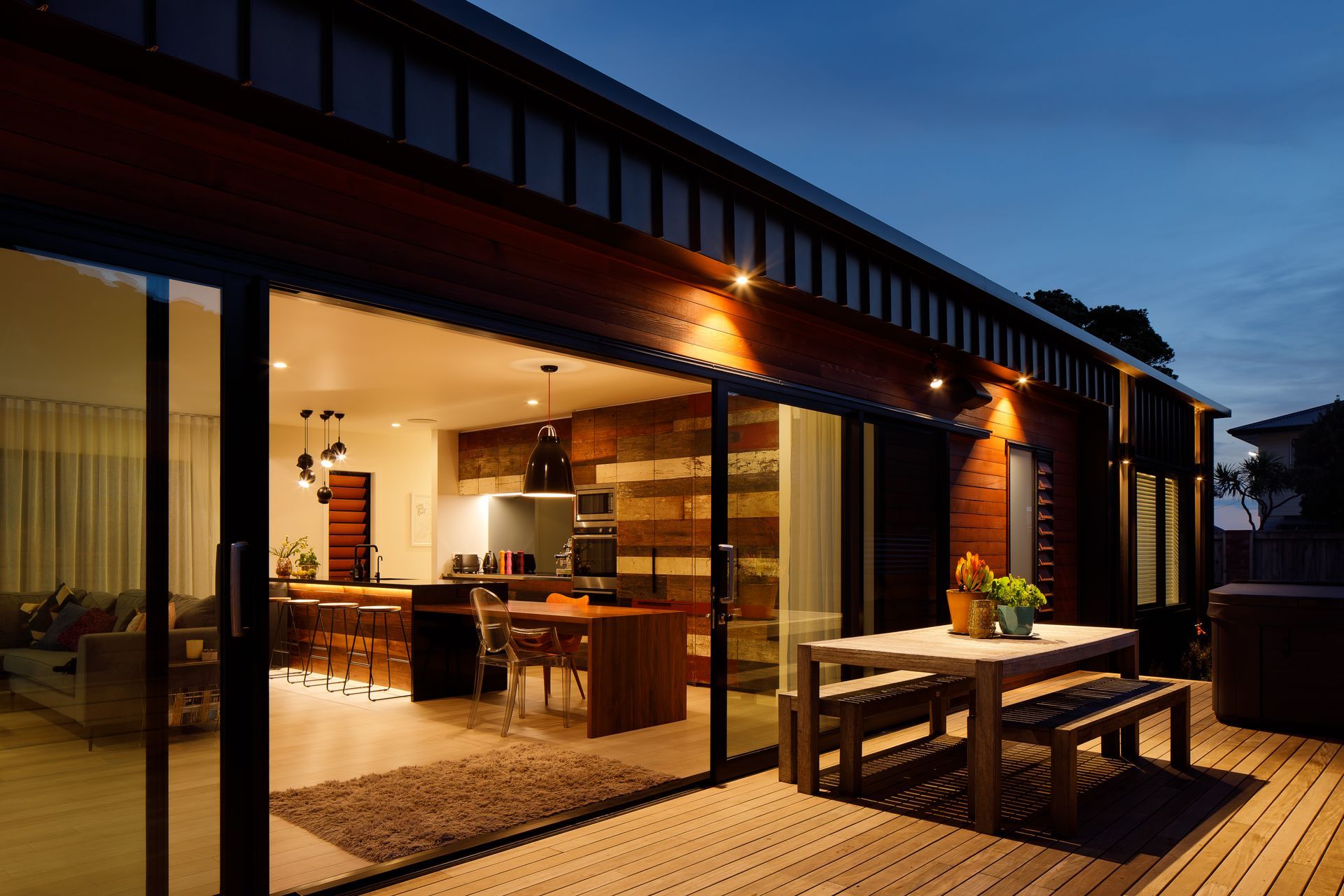 Wellington Very LongBox