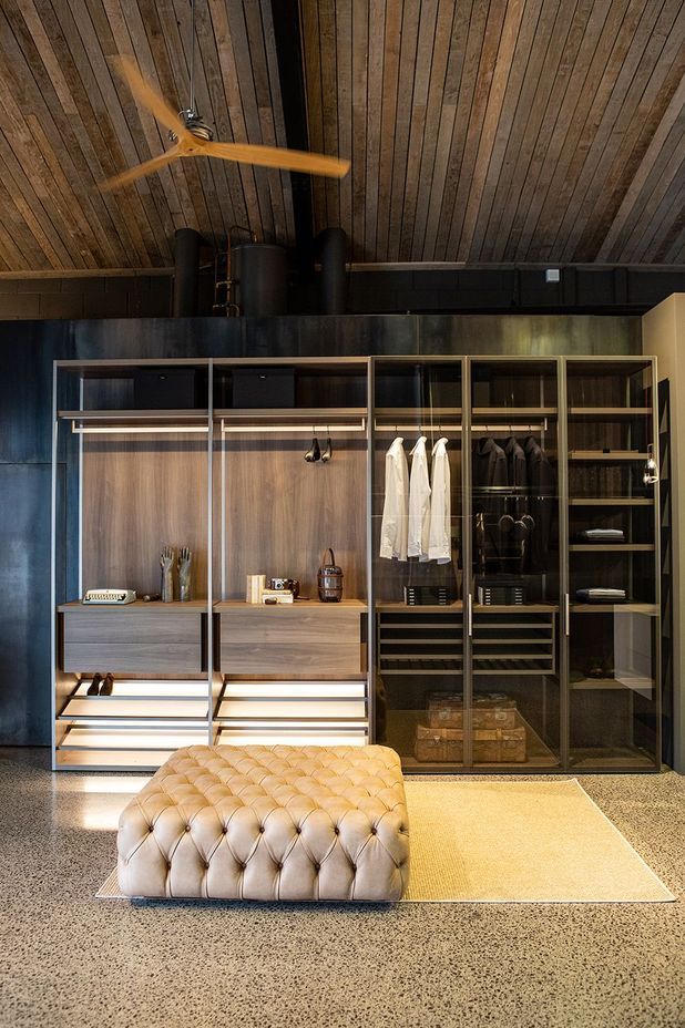 Antibes wardrobe system, Pouf Capitonné and Air fan at Boffi.