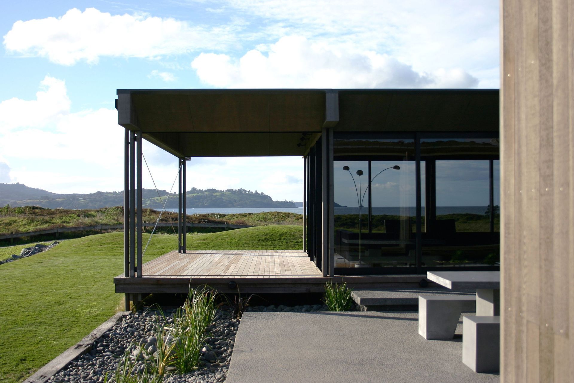 Omaha Beach House by Daniel Marshall Architects