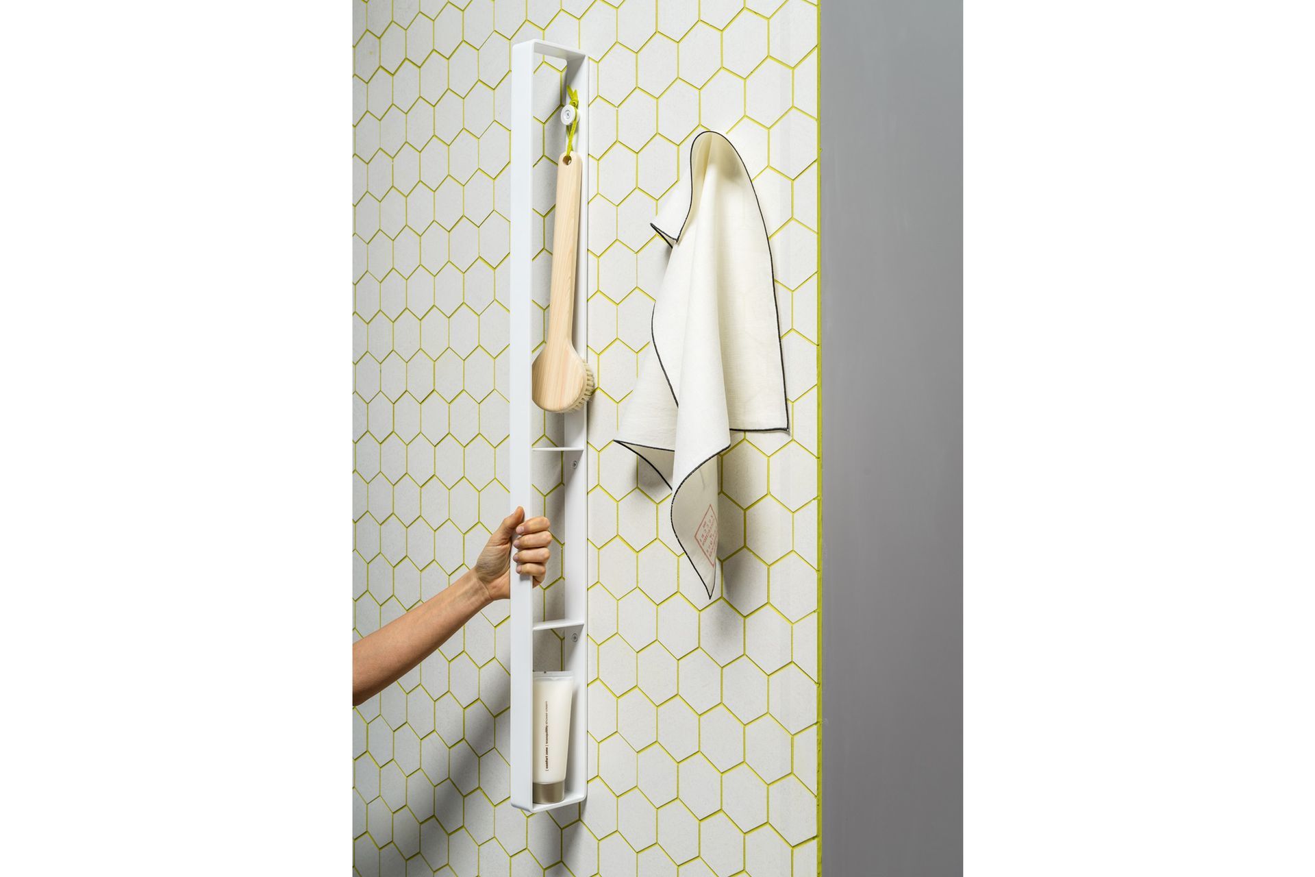 Brunt Vertical Grab Bar by Ever Life Design