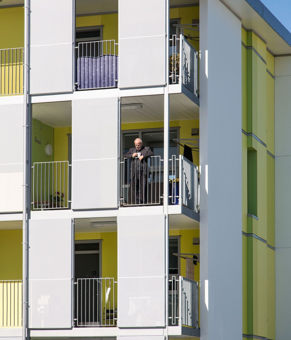 DGSE is investigating medium-density housing opportunities in Tauranga, similiar to the WCC Marshall Court Apartments in Wellington, above. Photographed by Paul McCredie.