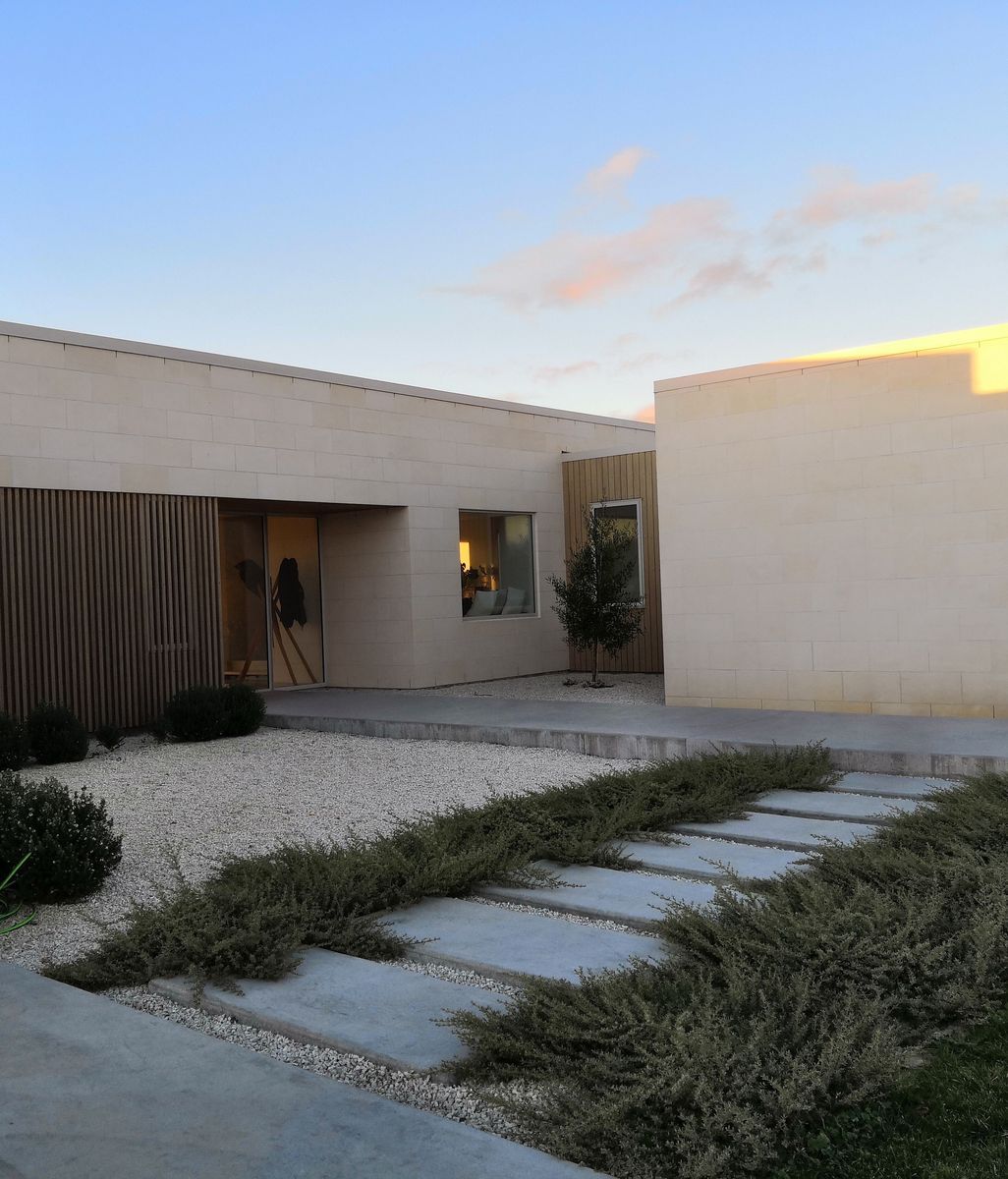 Naturally enduring: Ōamaru stone