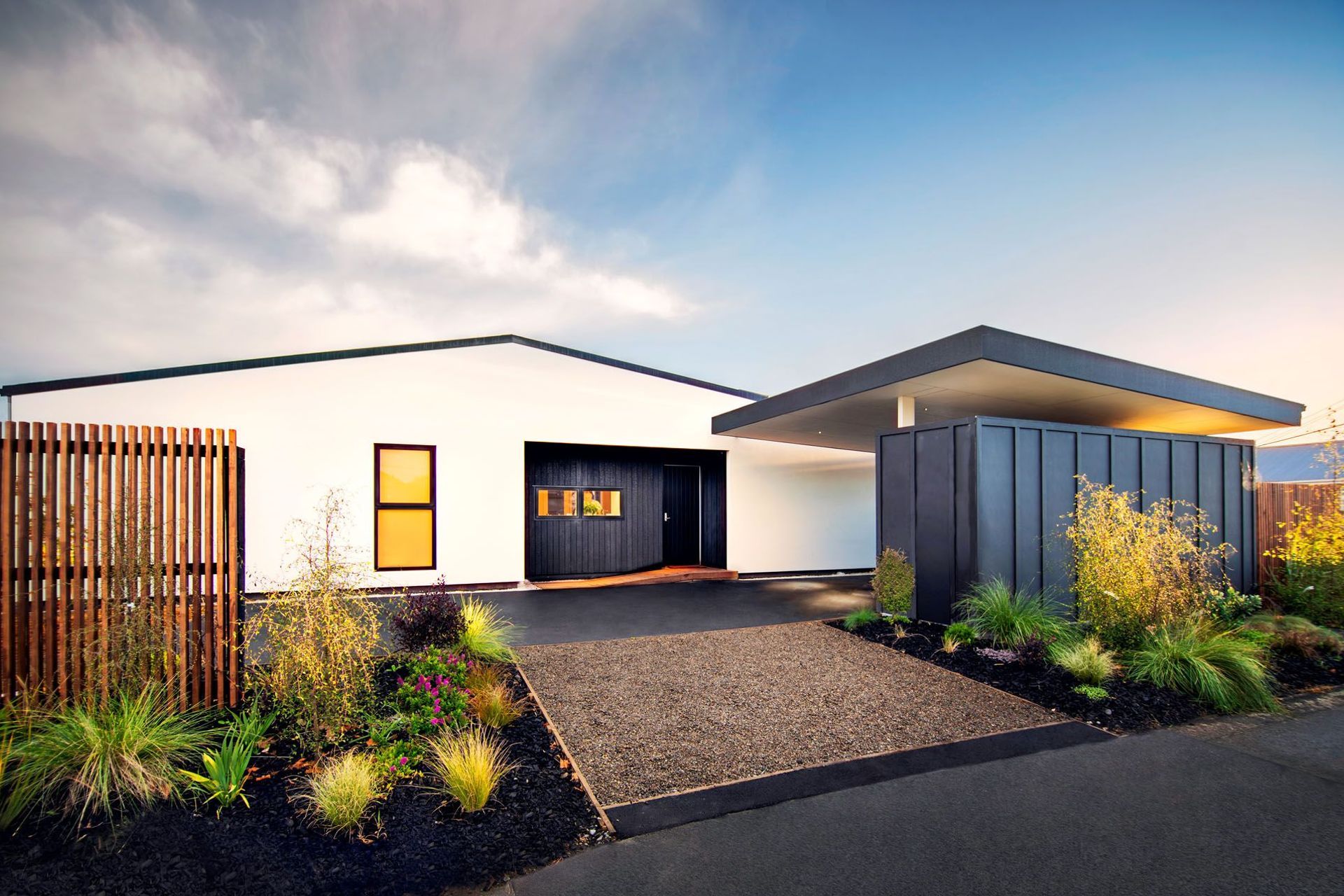 Second 10 greenstar show house by ZBUI