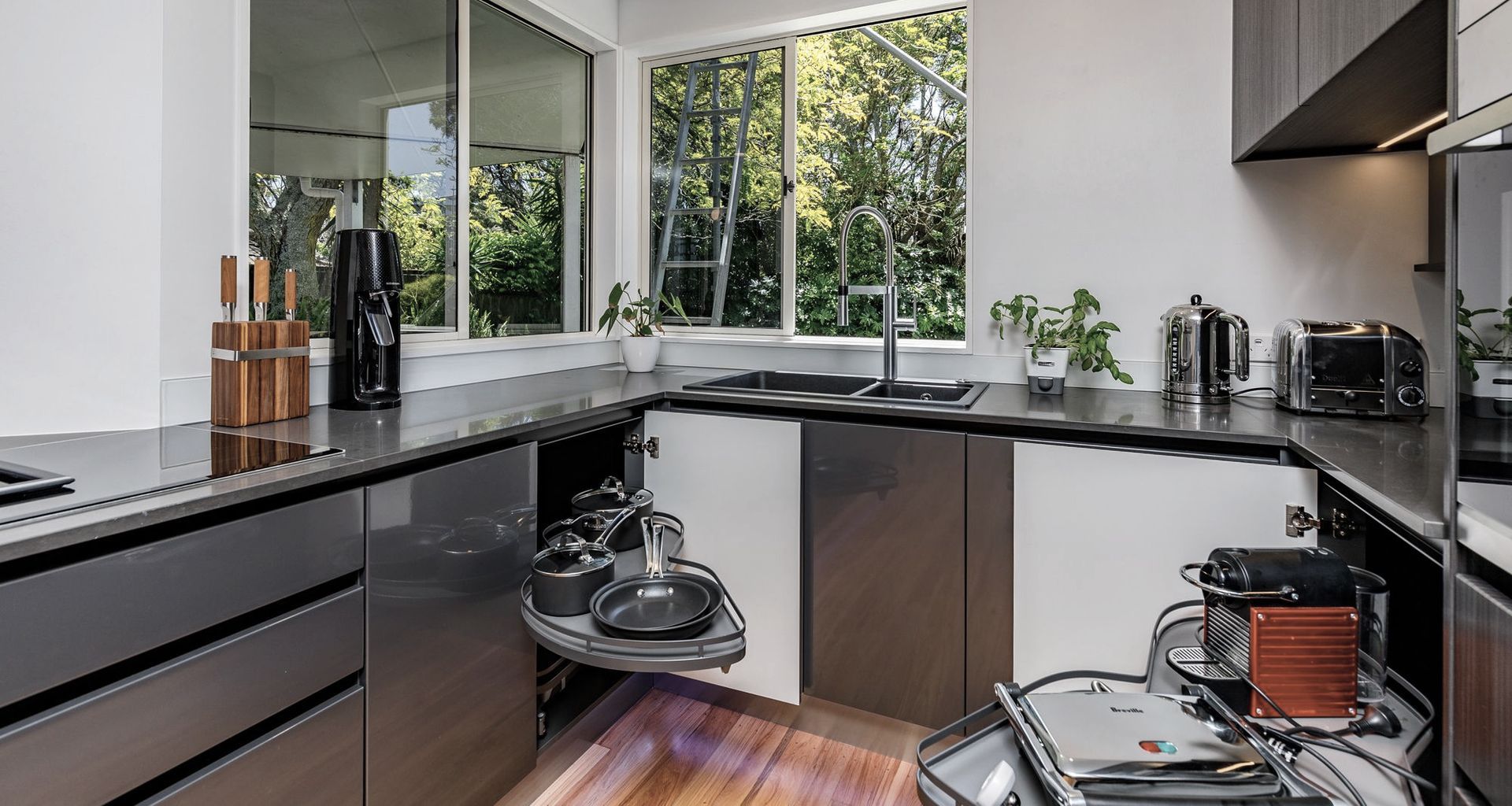 "Quirky yet Sophisticated: A Kitchen with a Twist" banner