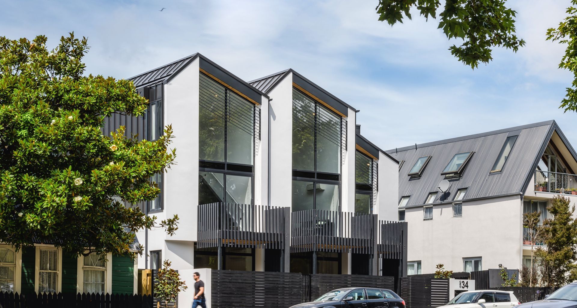 Juno Apartments banner