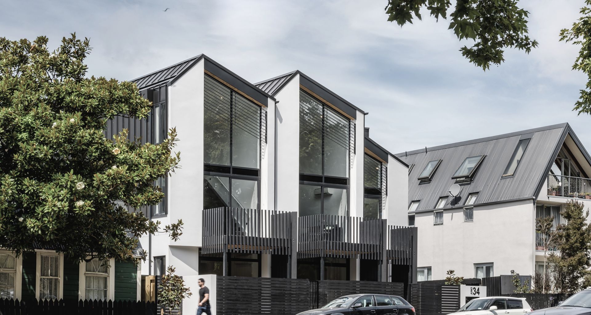 Juno Apartments banner