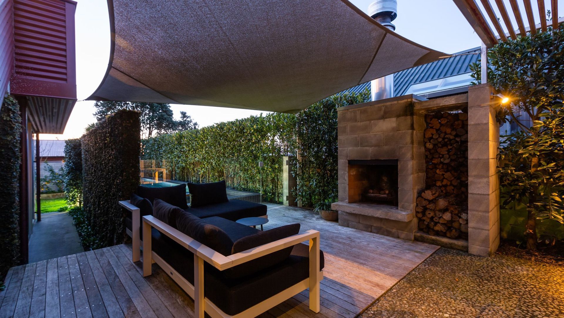 Livingstone St Pool banner