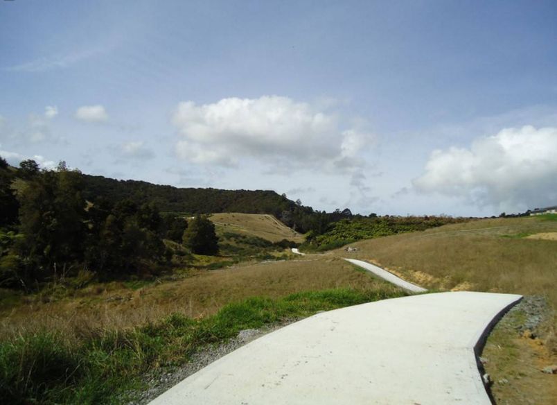 1Km Long Driveway
