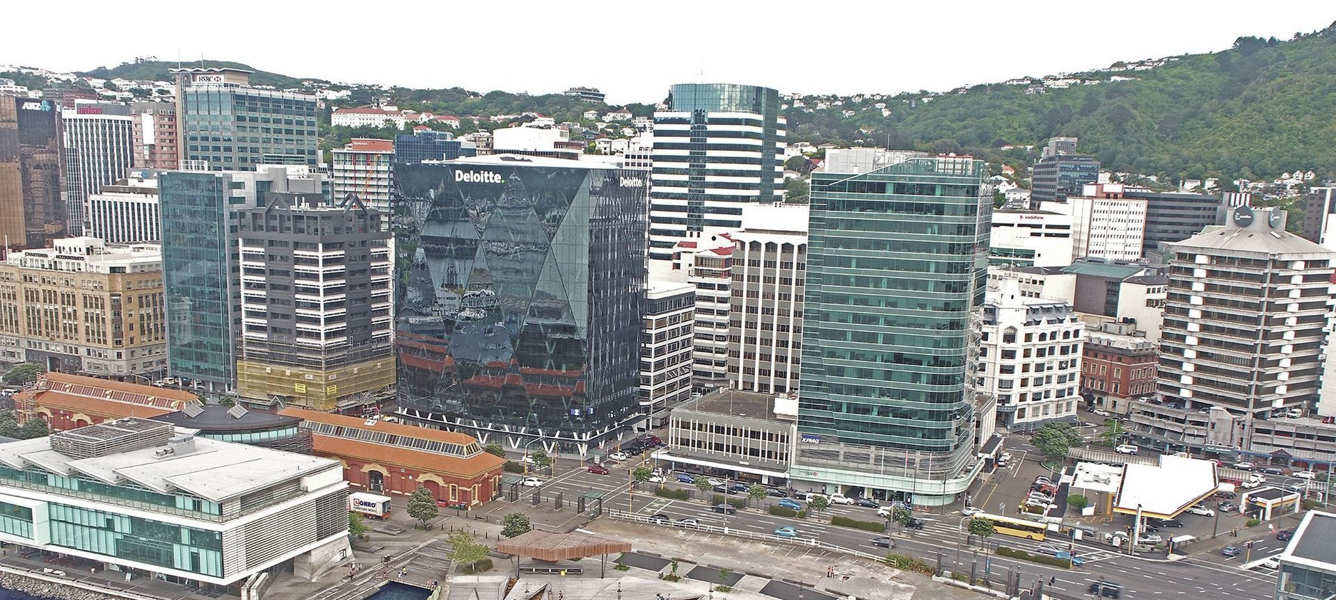 20 Customhouse Quay banner