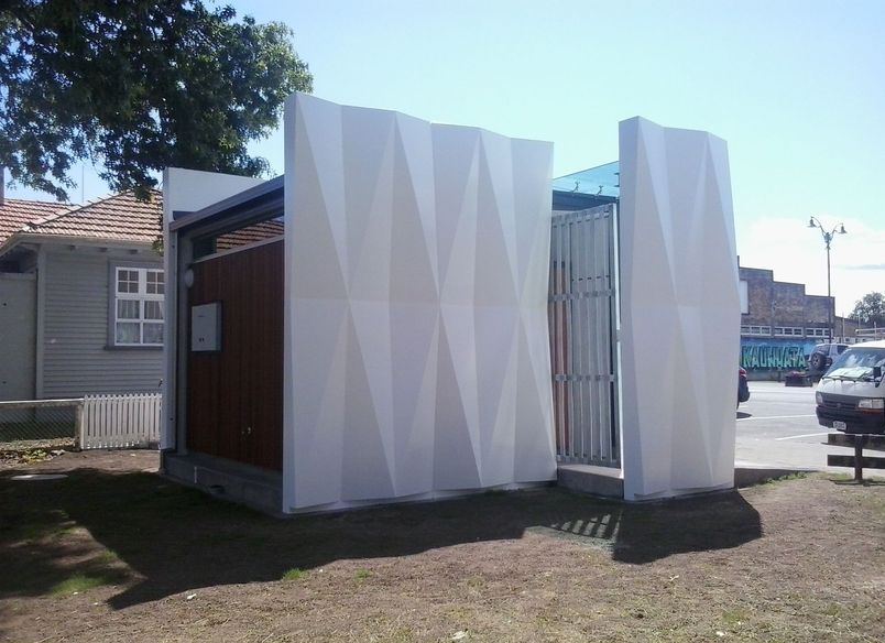 Te Kauwhata Public Toilets