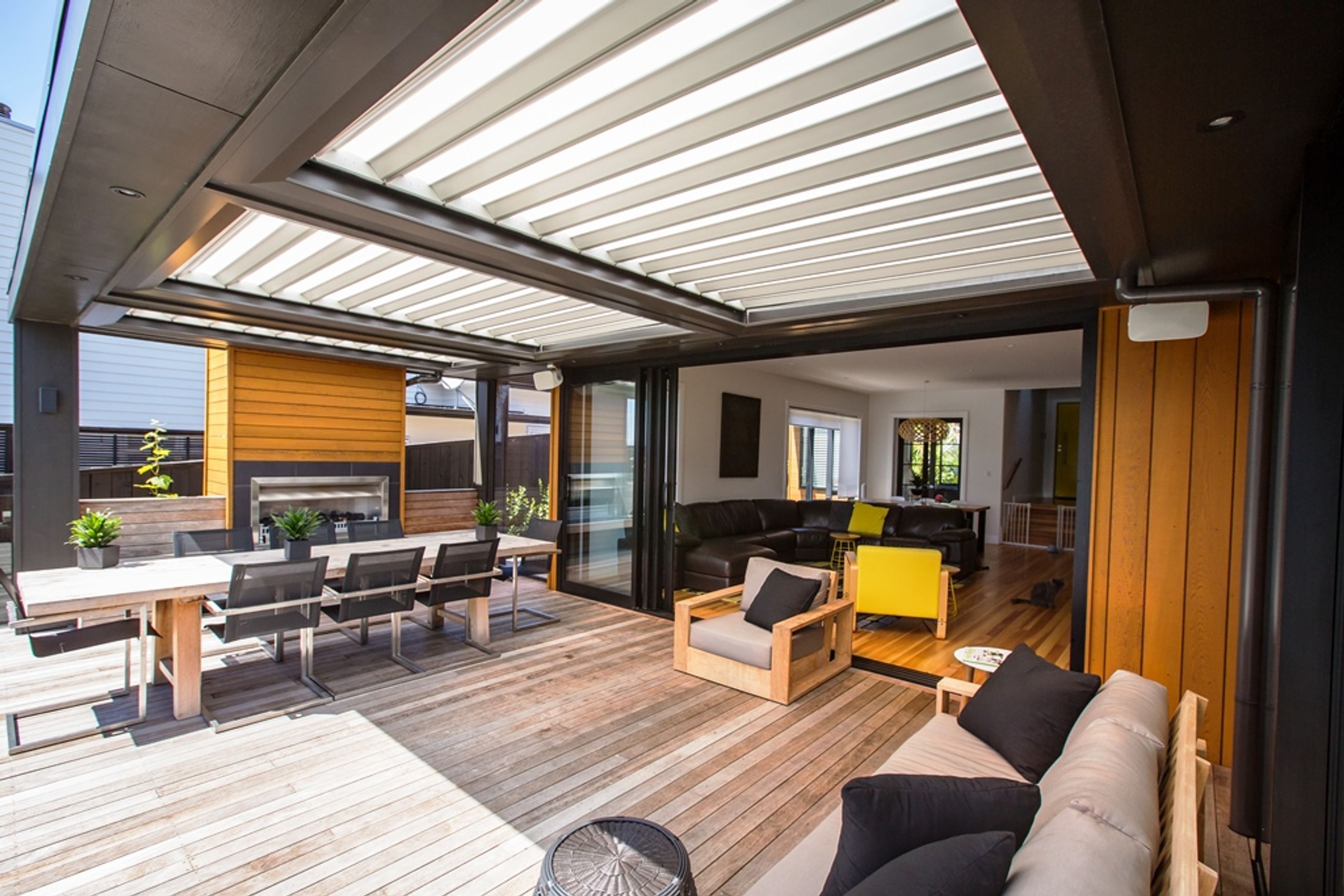 270 Translucent Opening Roof