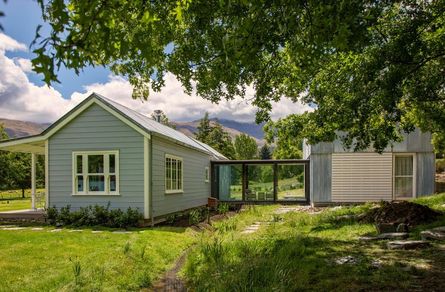 Lake Hayes Cottage | Anna-Marie Chin Architects