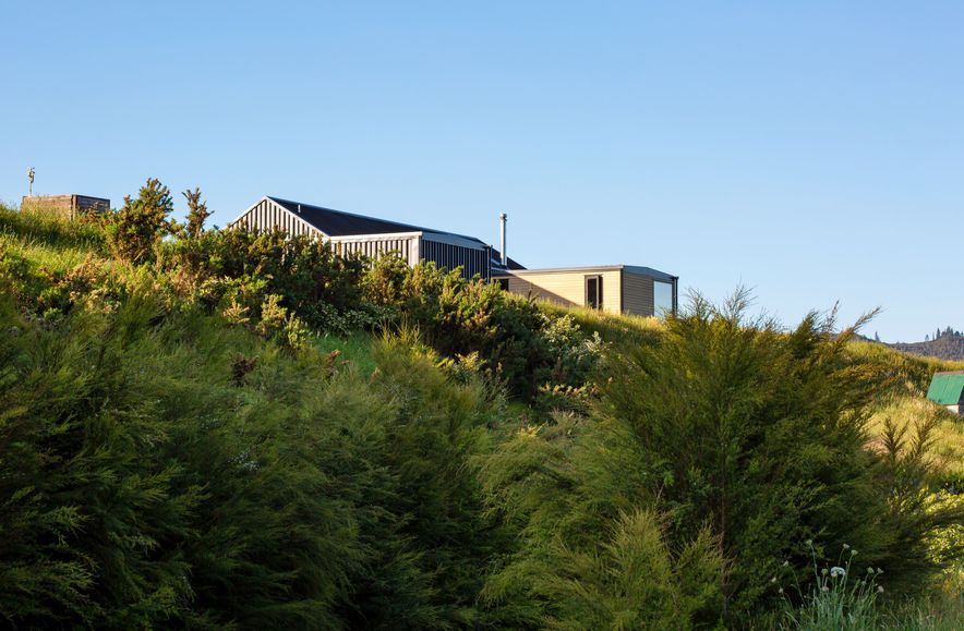 Hikuai Hill House