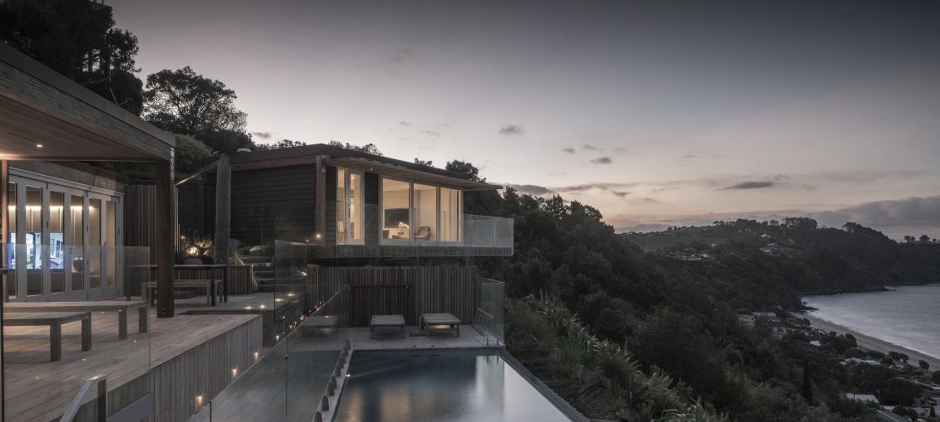 456 Studio & Pool - Waiheke Island banner