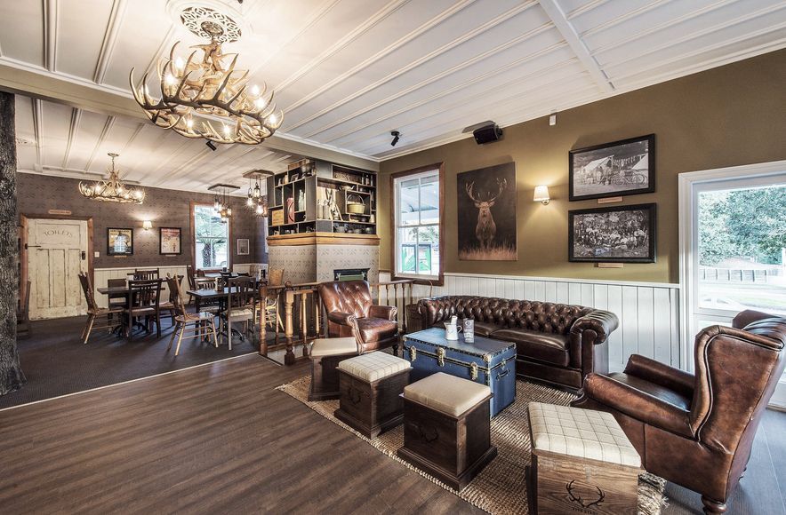 5 Stags, Whitford
