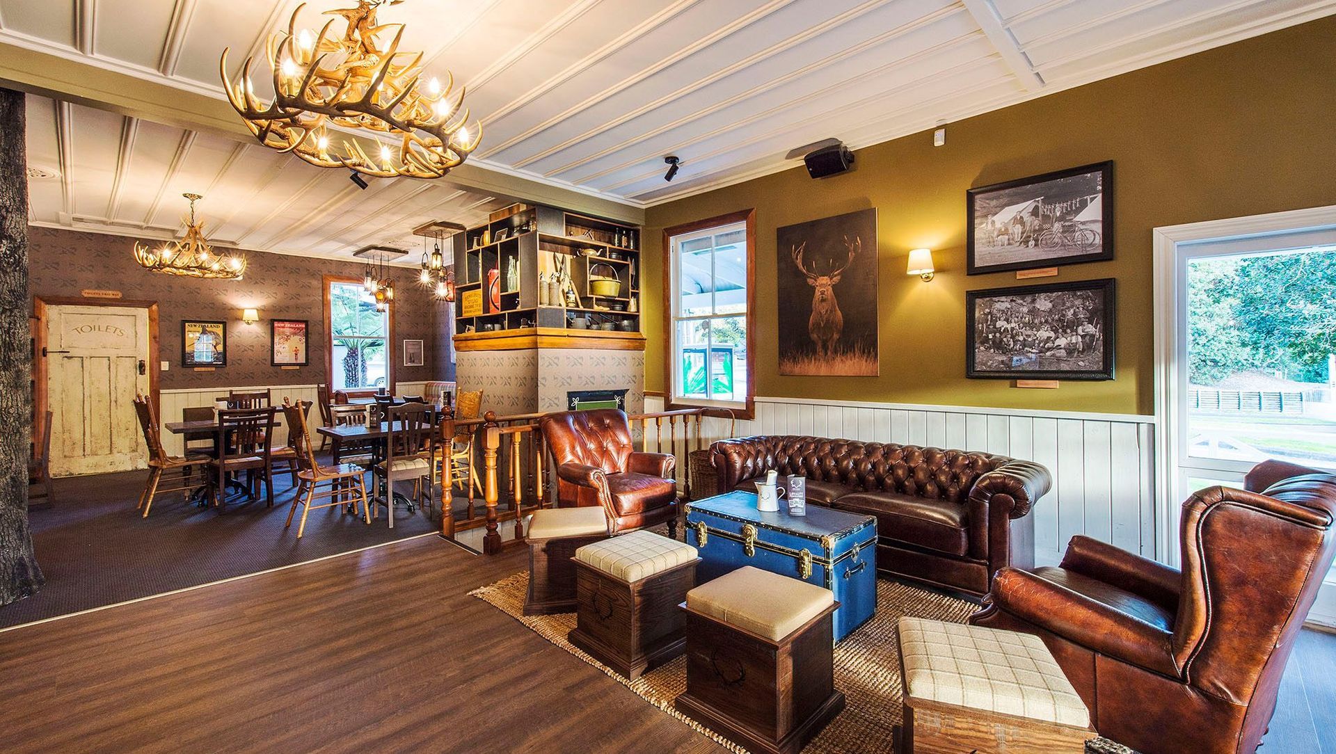 5 Stags, Whitford banner