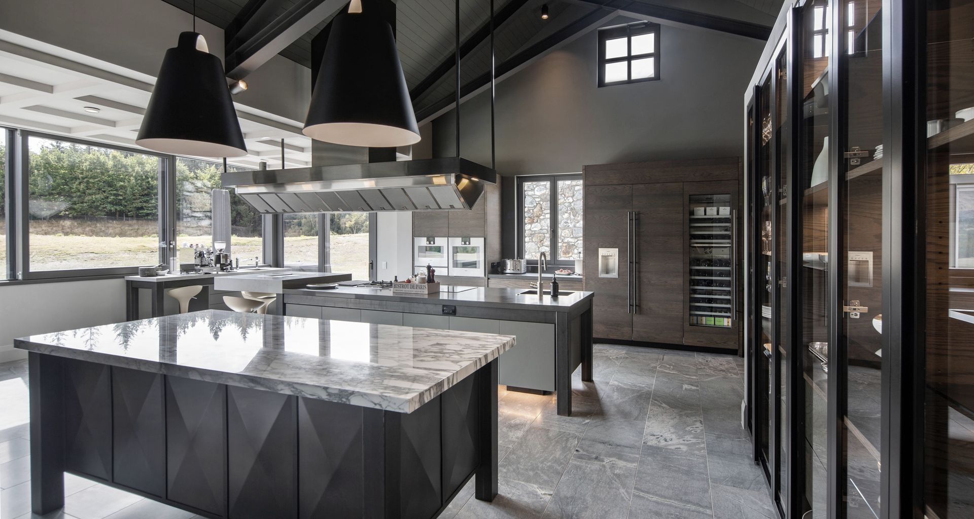Slopehill kitchen | Masterwood Joinery, SB Design banner