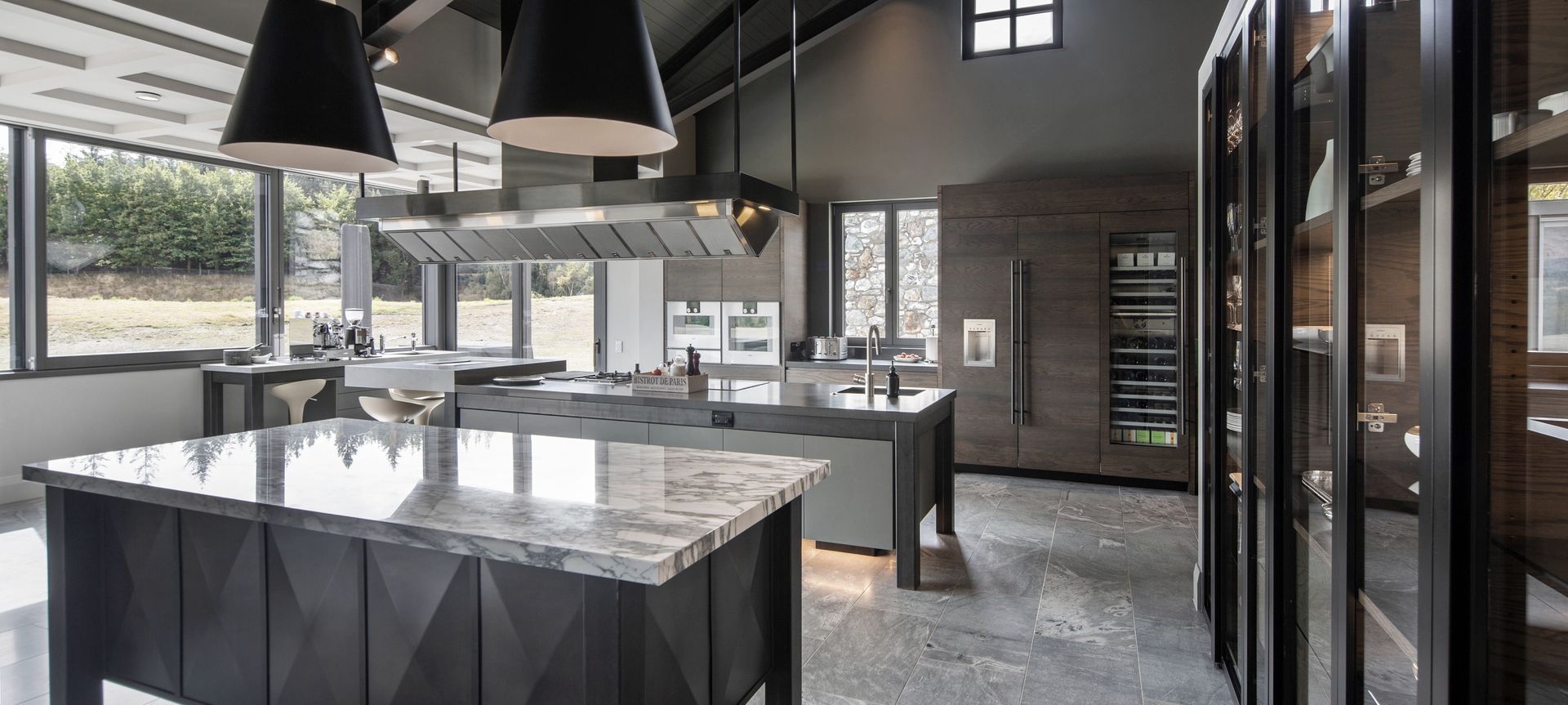 Slopehill kitchen | Masterwood Joinery, SB Design banner
