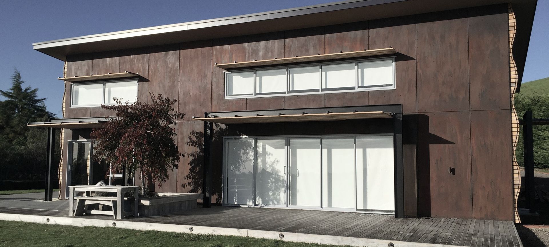 Rust Effect Facade banner