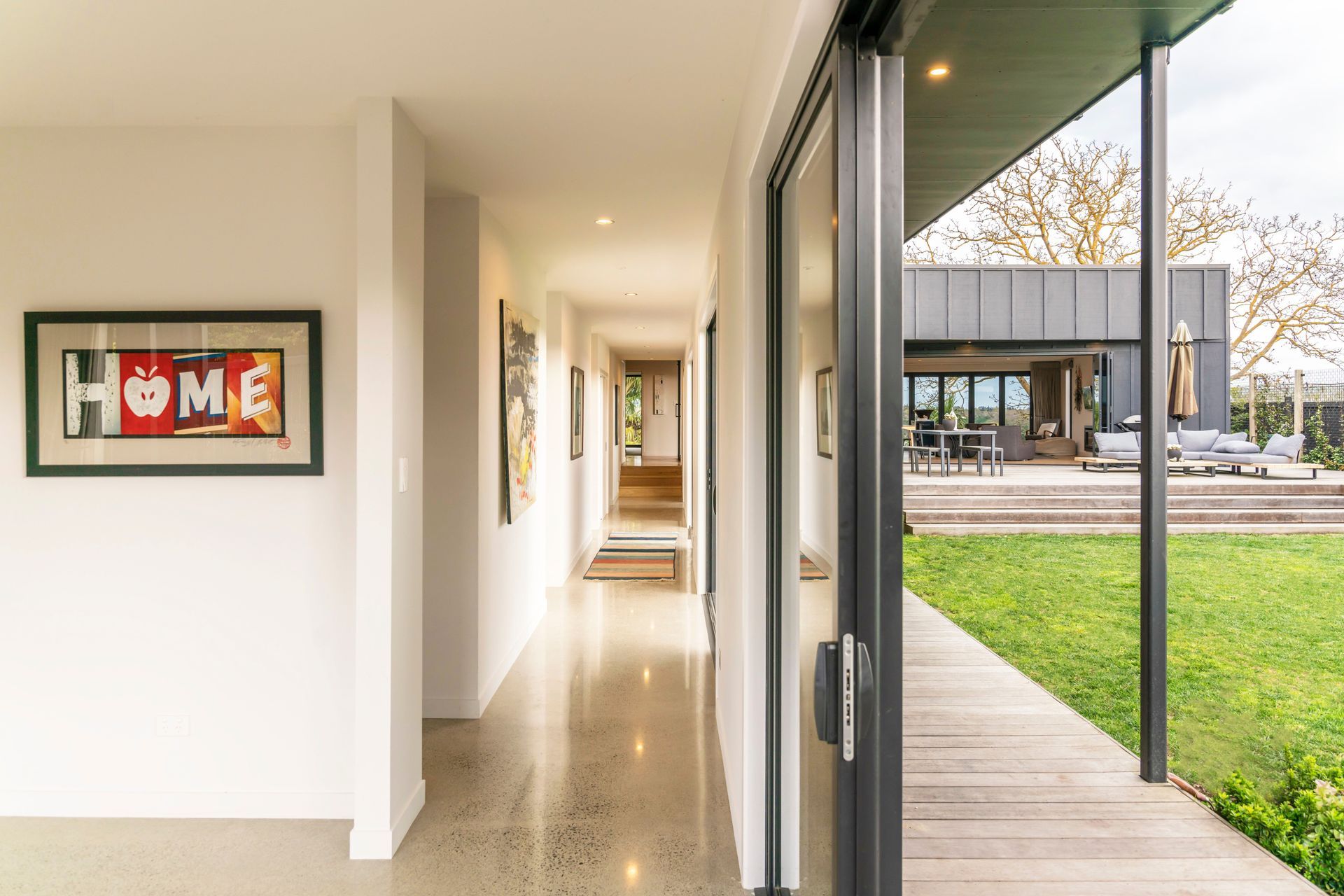 By positioning the internal corridor next to the external walkway the sense of privacy is further enhanced.