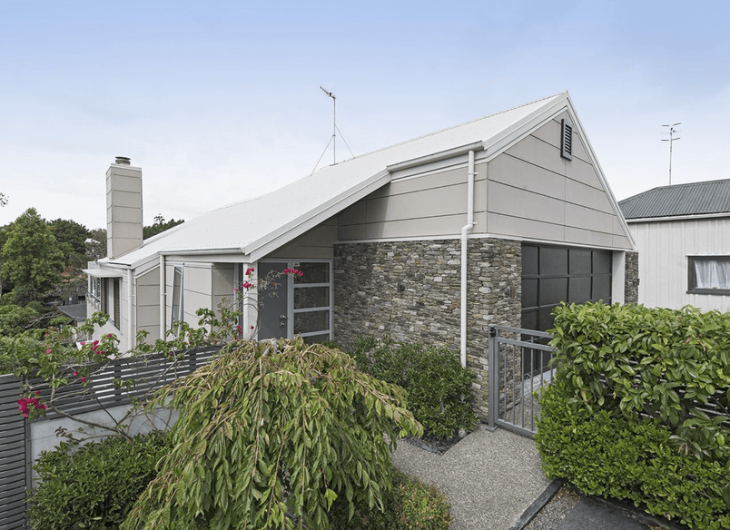 A Re-Clad in Parnell