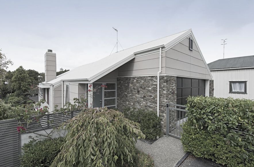A Re-Clad in Parnell