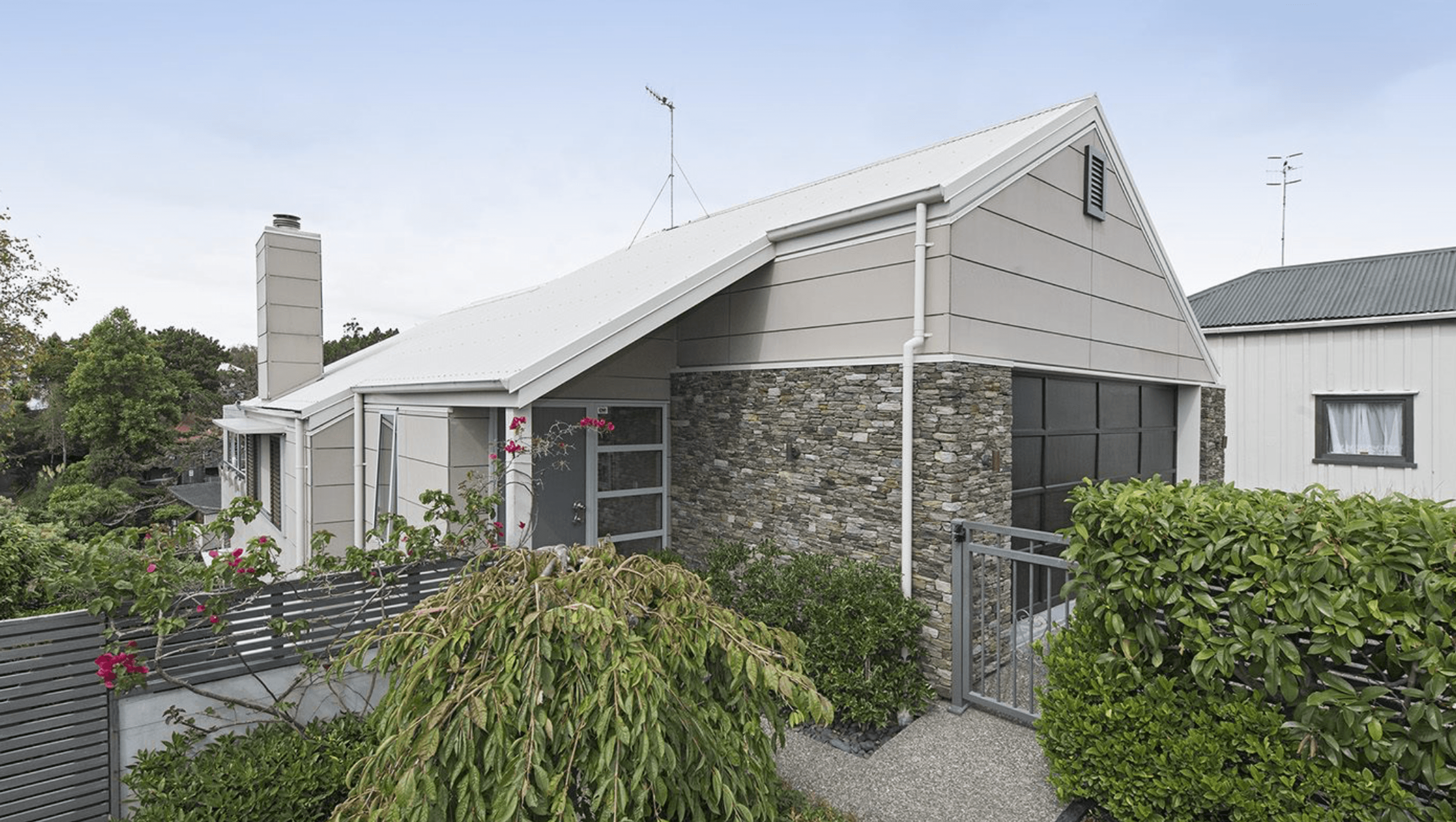 A Re-Clad in Parnell