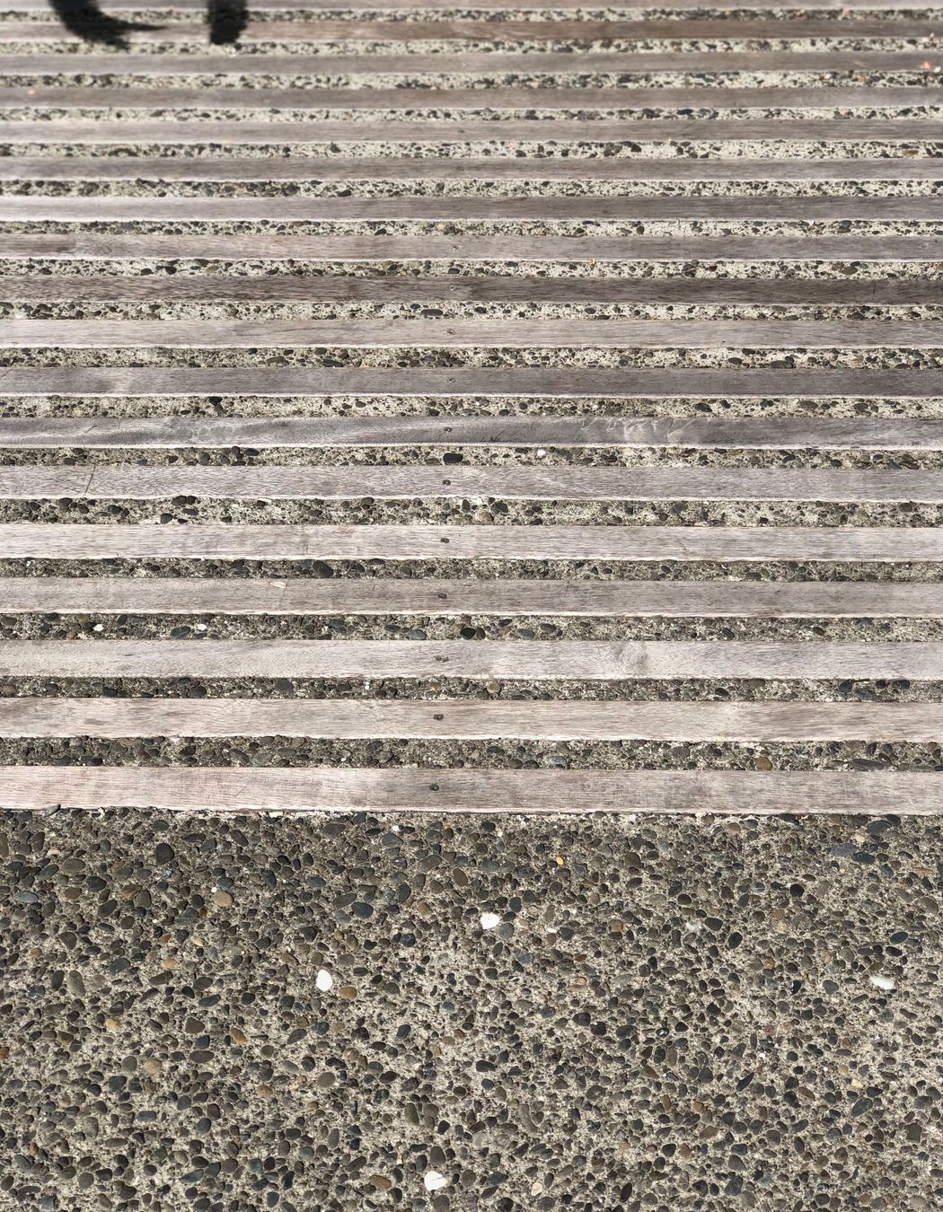timber &amp; exposed aggregate detailing, Seatoun