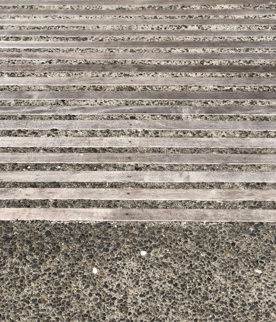 timber &amp; exposed aggregate detailing, Seatoun