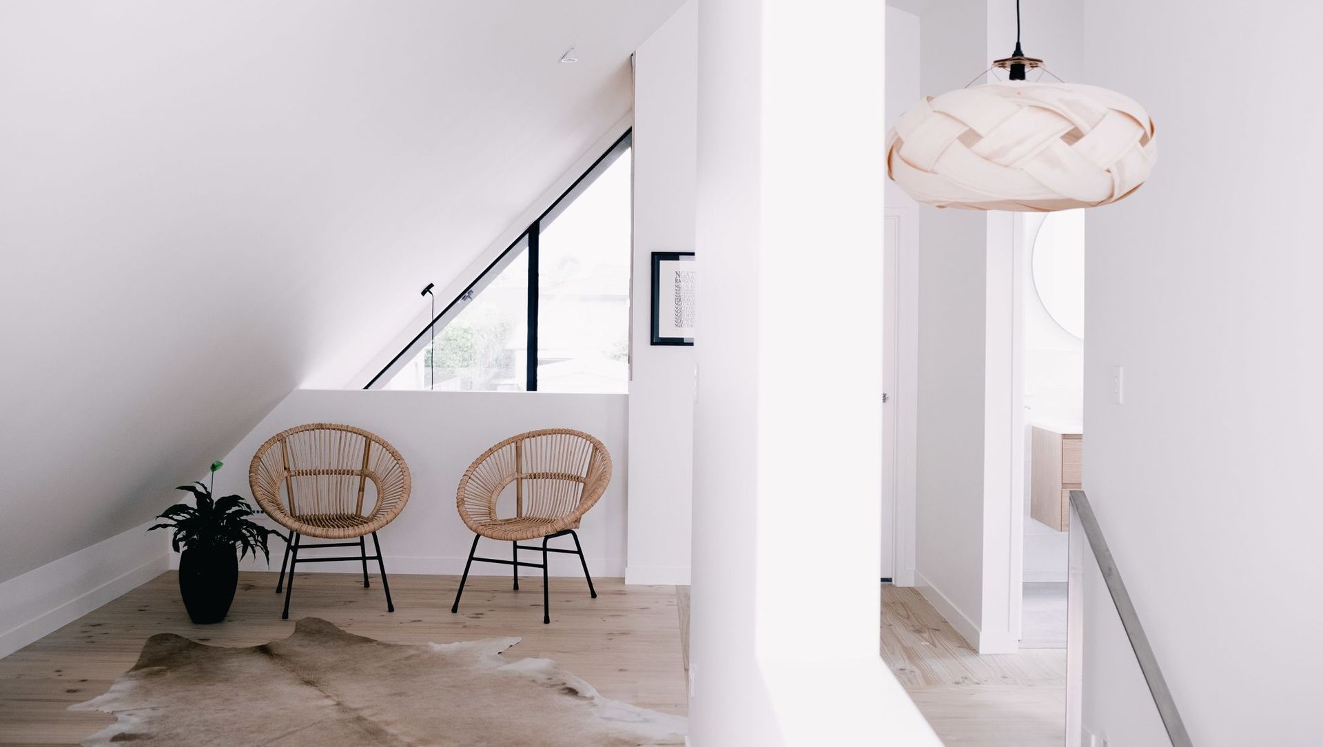 Modern Home banner