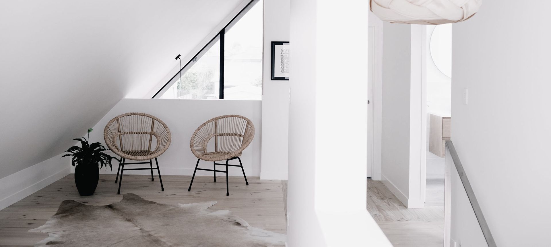 Modern Home banner
