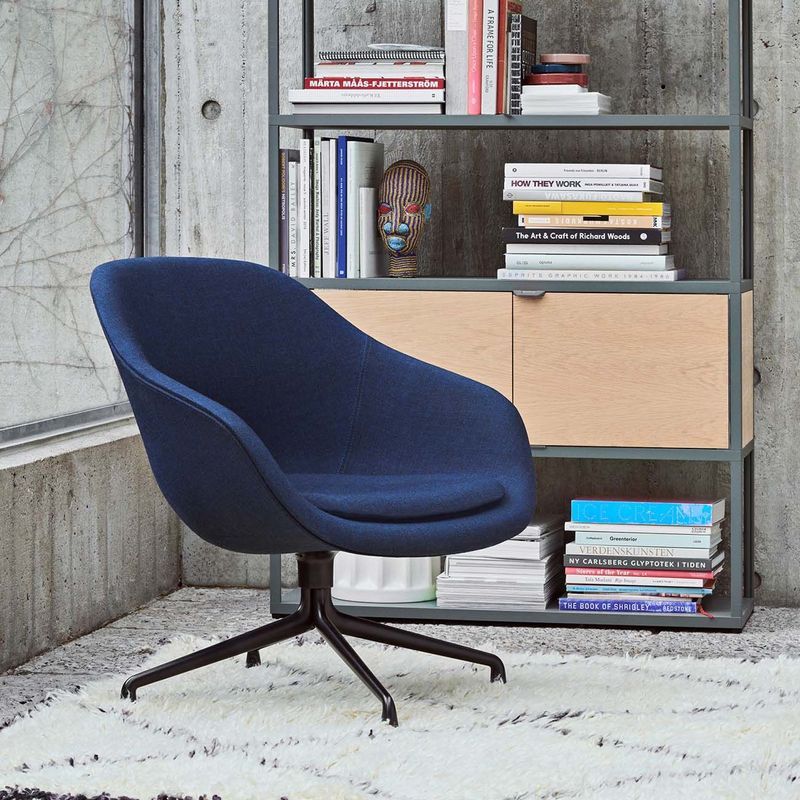 About a Lounge AAL81 by HAY