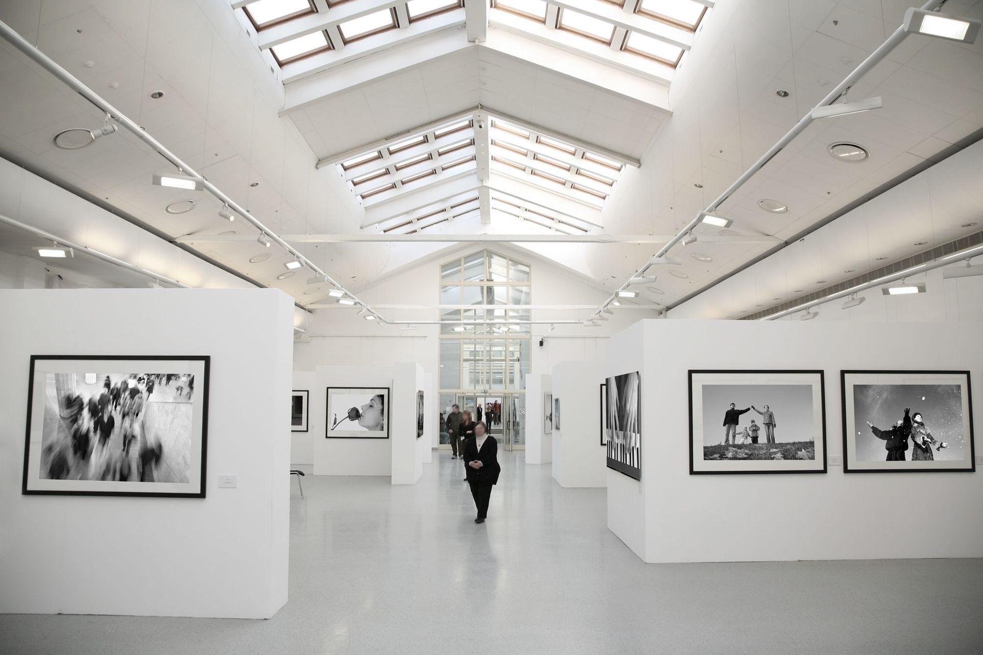 Van Uffelen Gallery and Picture Framing banner
