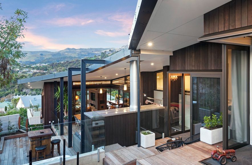 Akaroa House