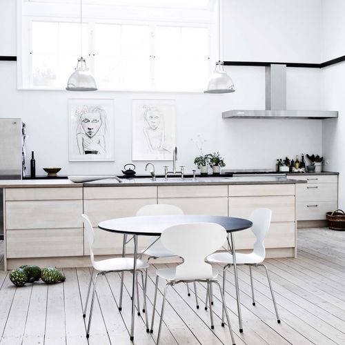 Ant Chair by Fritz Hansen