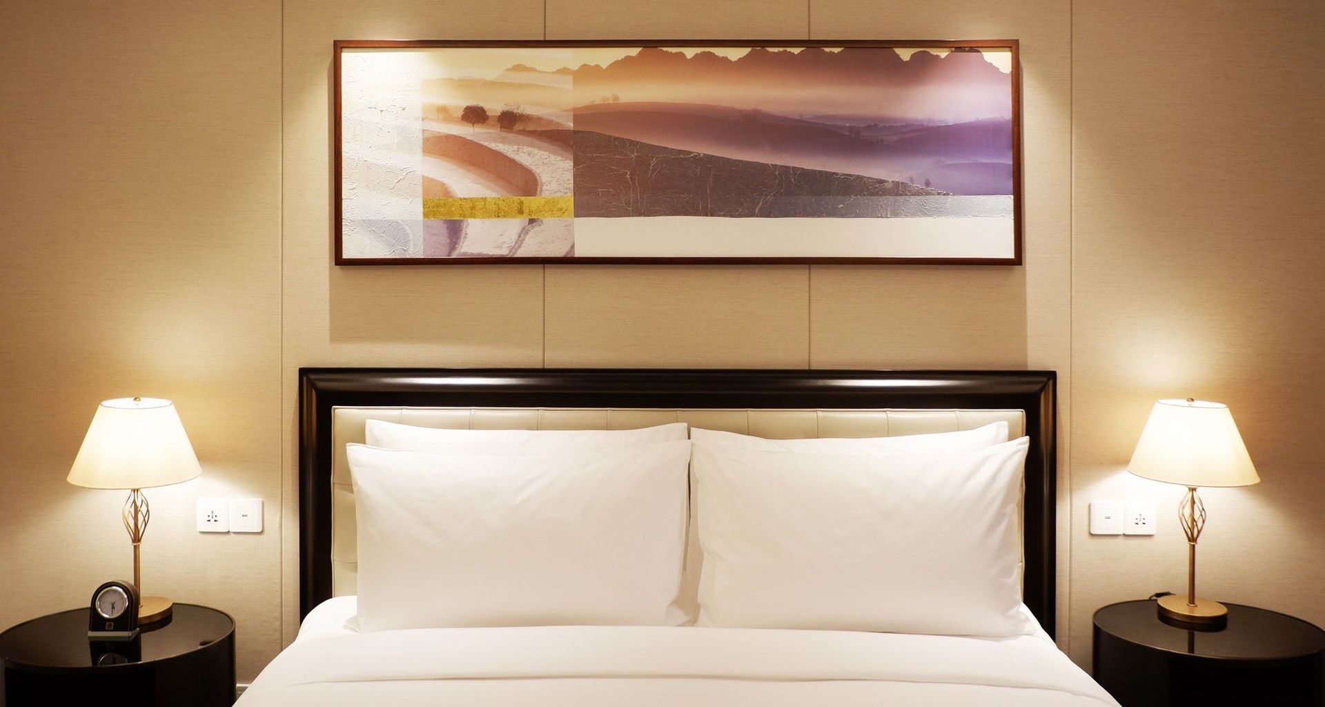 Apartment Artwork banner