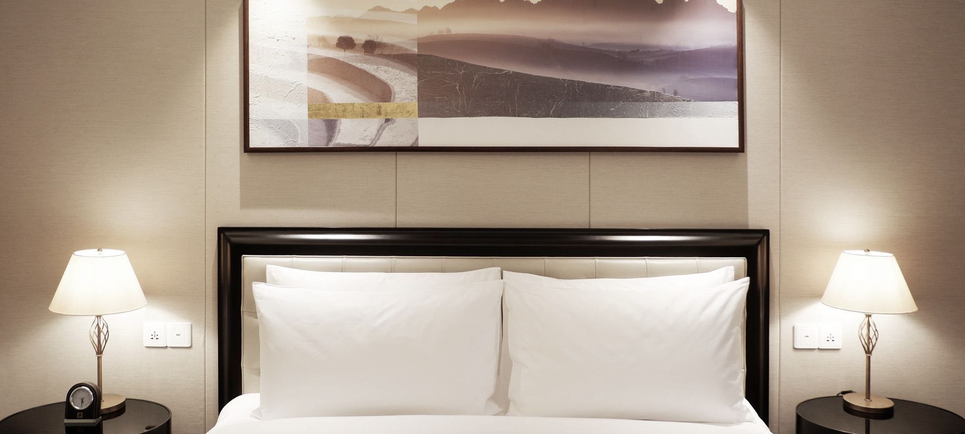 Apartment Artwork banner