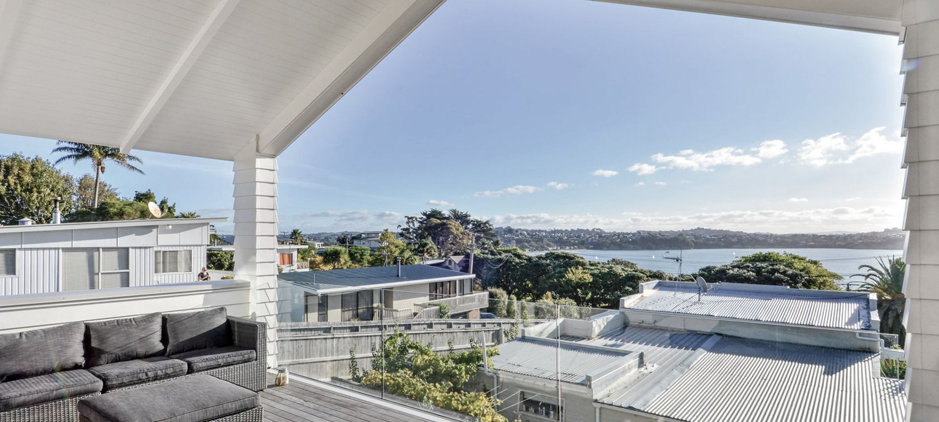 Arkles Bay House banner