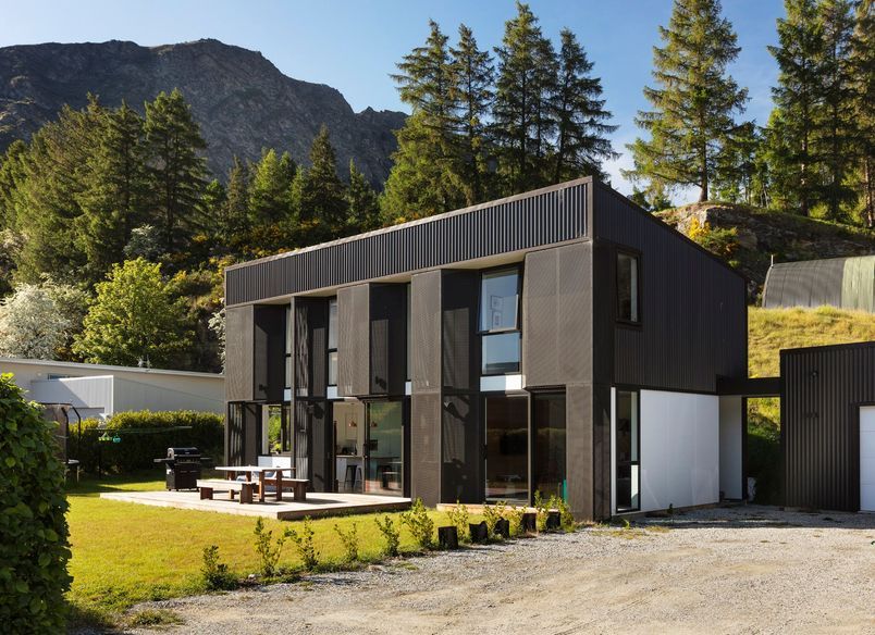 Arthurs Point Steel House