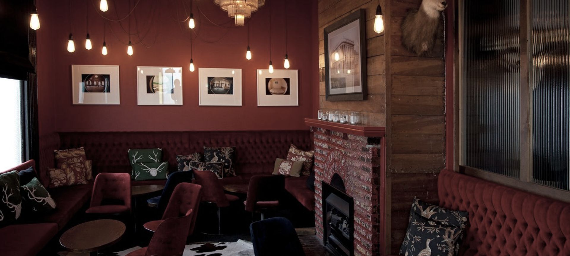 Snug Lounge and Cocktail Bar banner