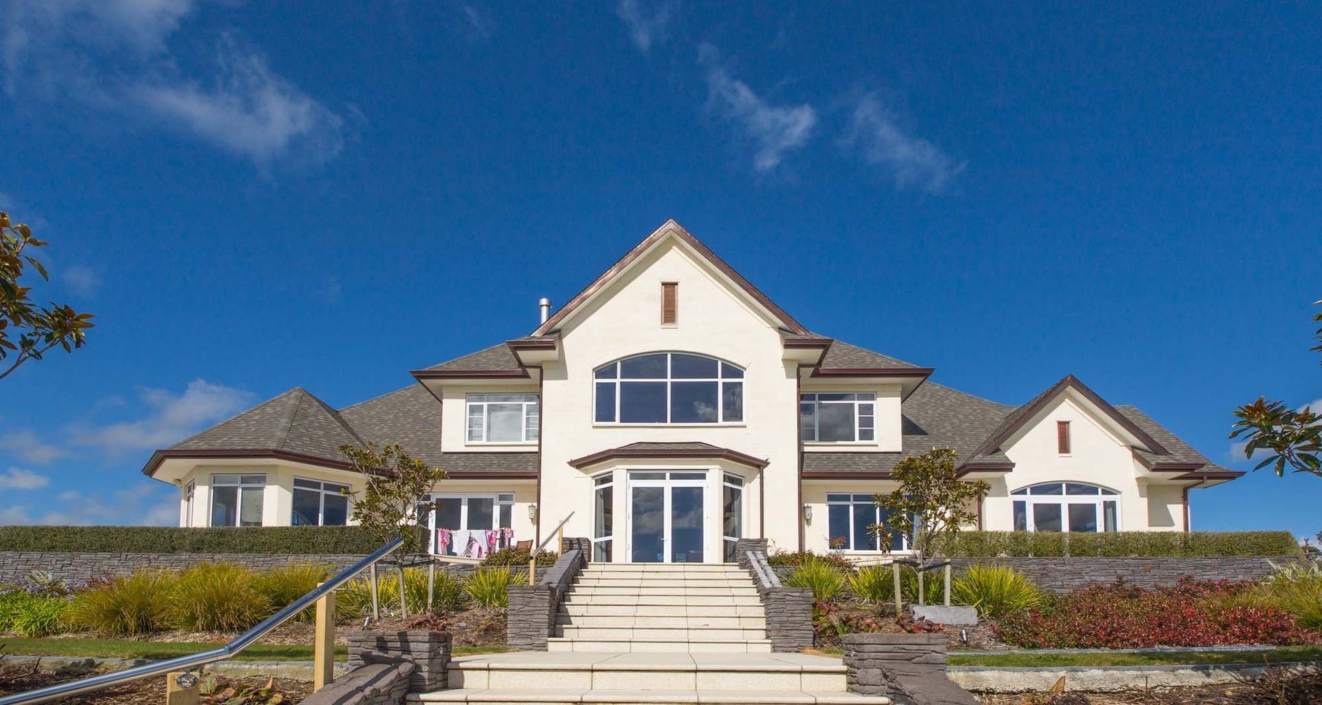 Oamaru stone - Auckland House banner